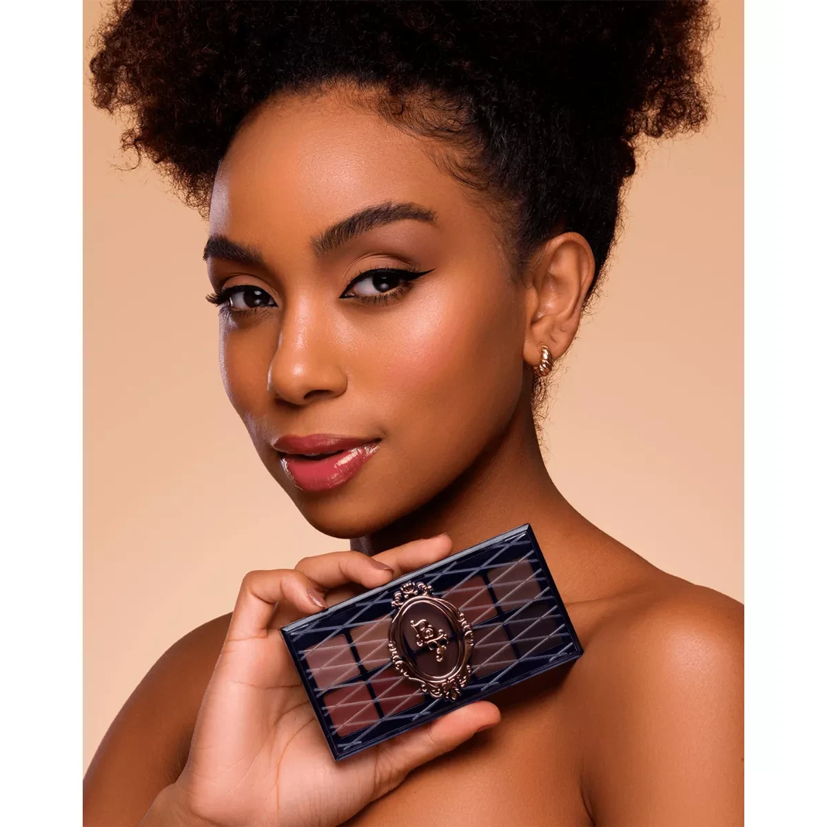 Bt-Transition-Paleta-De-Sombras-Bruna-Tavares-10-Cores8.webp