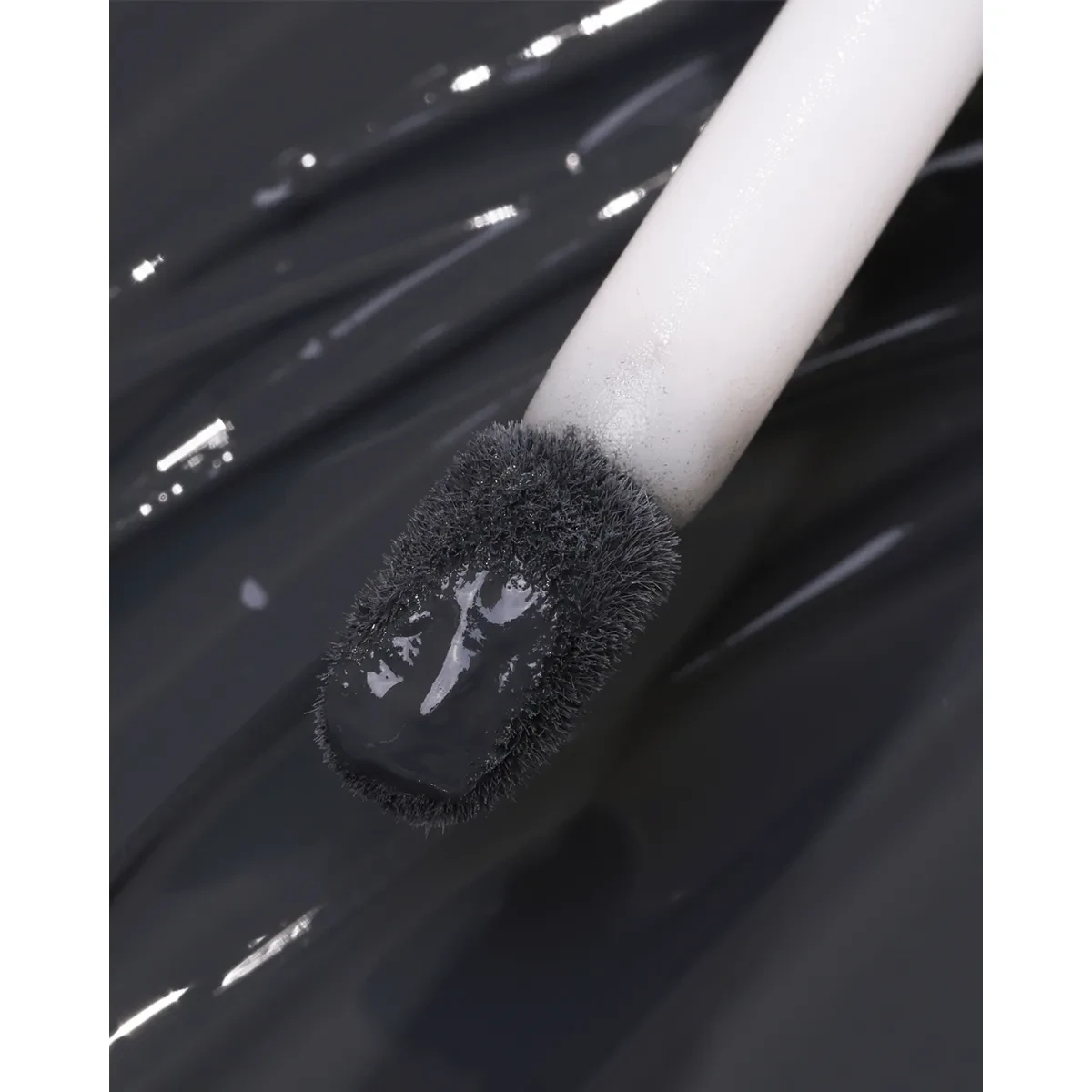 Bt-Velvet-2x1-Bruna-Tavares-Sombra-E-Primer-Cor-Grey2.webp