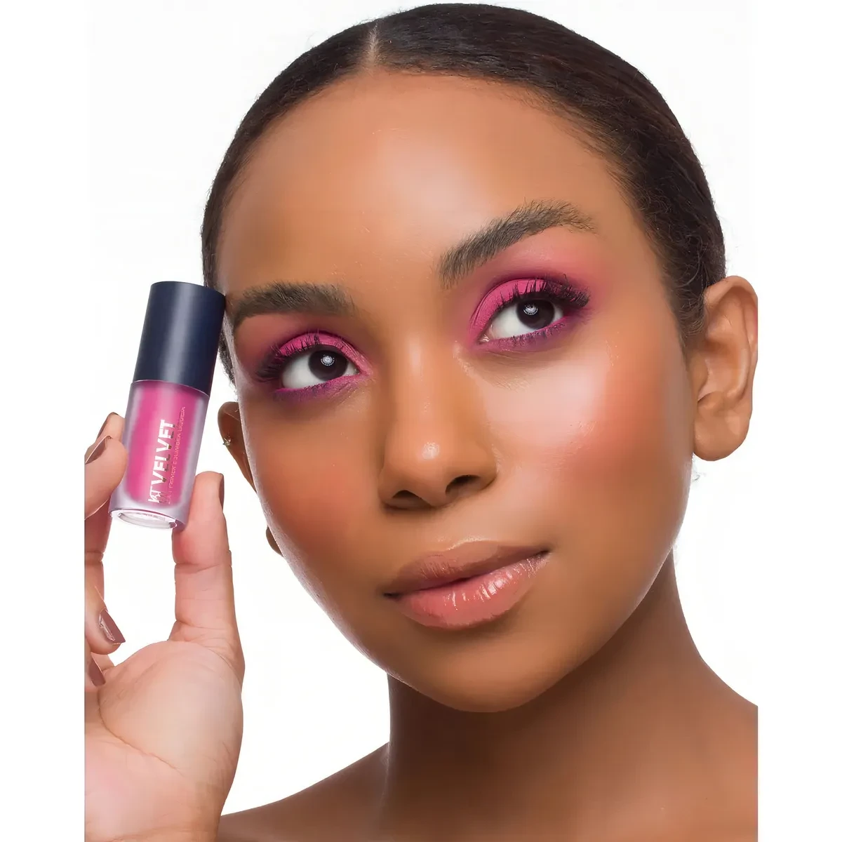 Bt-Velvet-2x1-Bruna-Tavares-Sombra-E-Primer-Cor-Pink2.webp