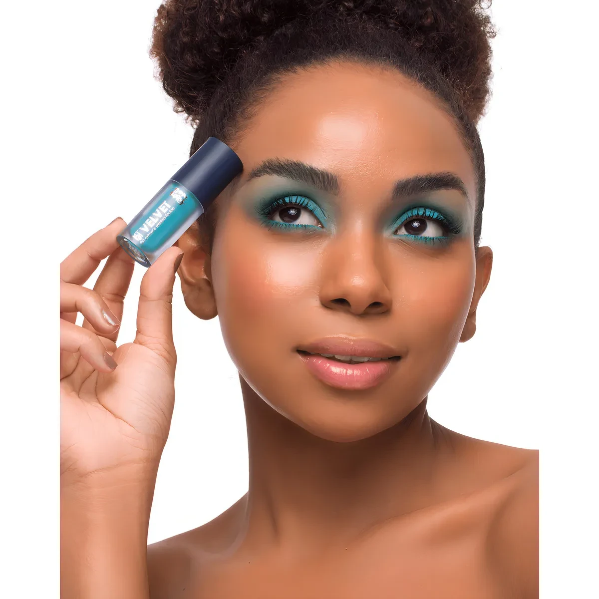 Bt-Velvet-2x1-Bruna-Tavares-Sombra-E-Primer-Cor-Teal4.webp