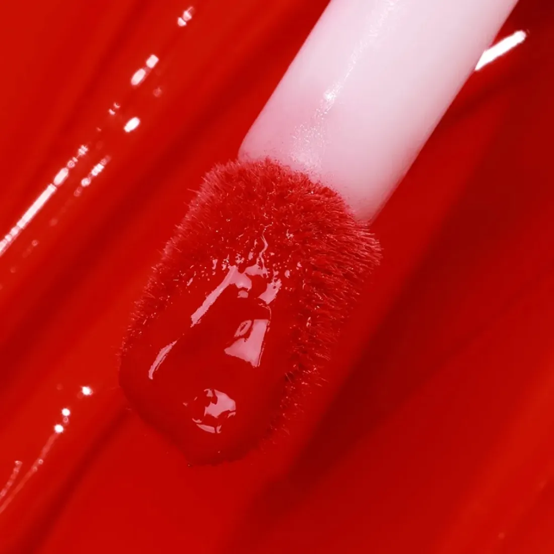 Bt-Velvet-2x1-Bruna-Tavares-Sombra-E-Primer-Cor-red2.webp